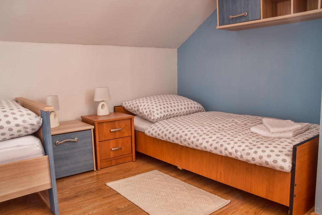 Apartment Silvia Slunj Δωμάτιο φωτογραφία