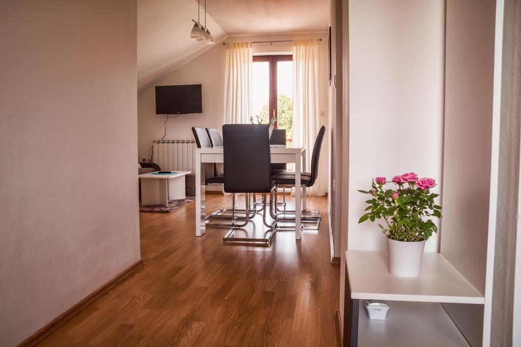 Apartment Silvia Slunj Δωμάτιο φωτογραφία