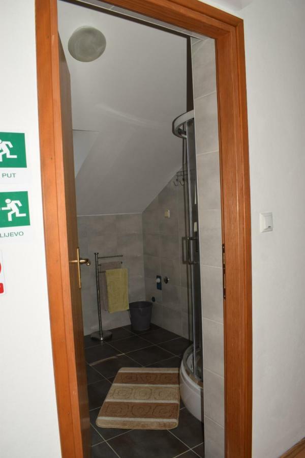 Apartment Silvia Slunj Εξωτερικό φωτογραφία